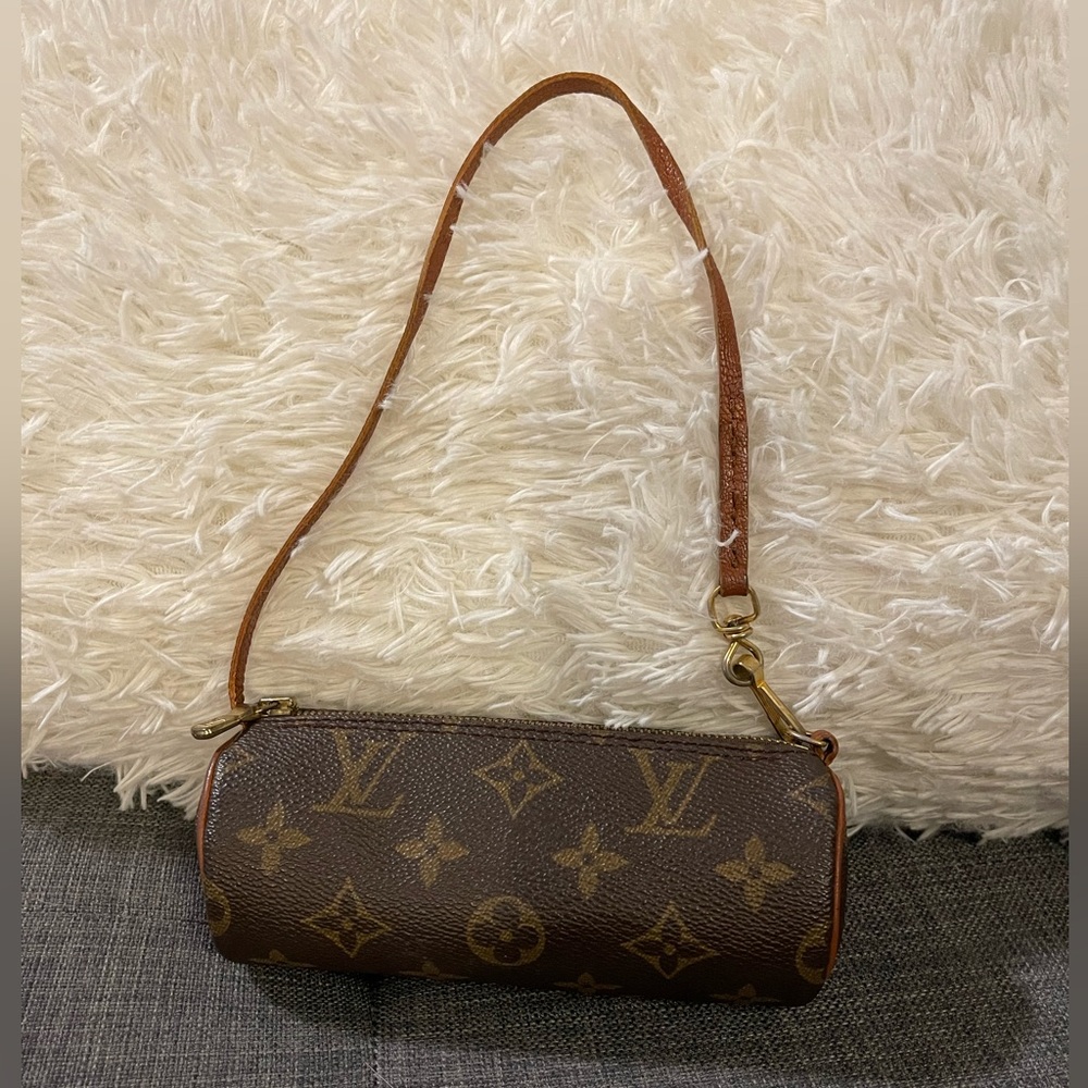 Authentic Vintage LOUIS VUITTON Monogram Papillon Pochette